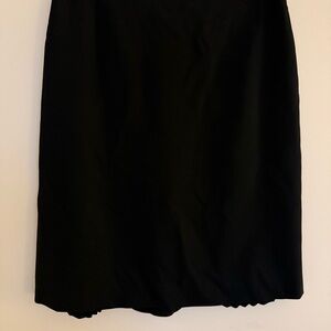 Ann Taylor Petites Black Pleated Hem Skirt Size 14P Work Career Classic